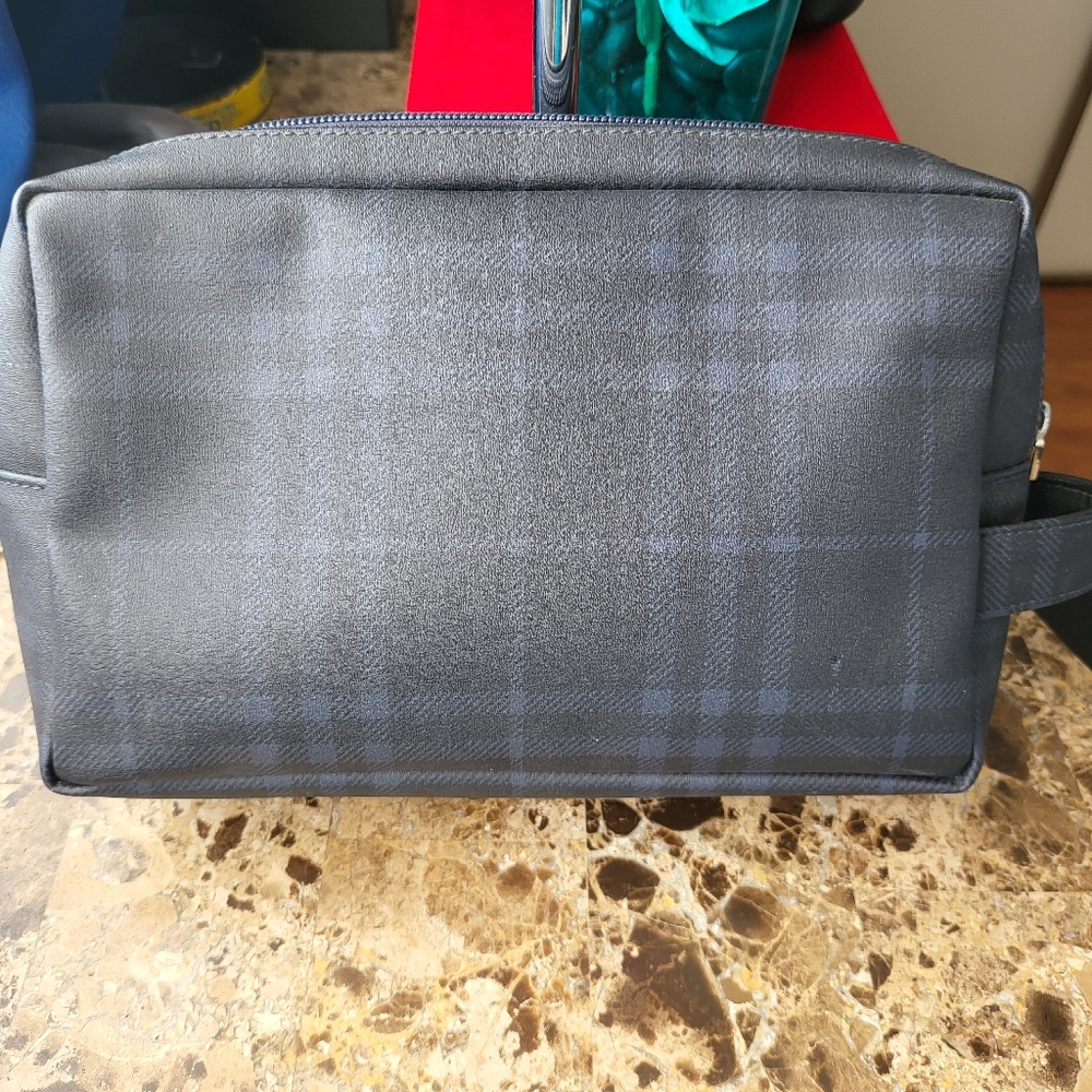 Burberry's Blue & Black Plaid Check Clutch EUC++ - Picture 3 of 6